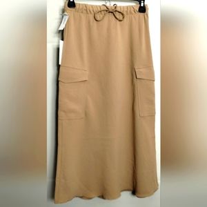 High Rise Relaxed Cargo Midi Skirt